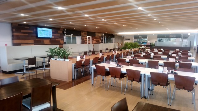 レストランポート 内観