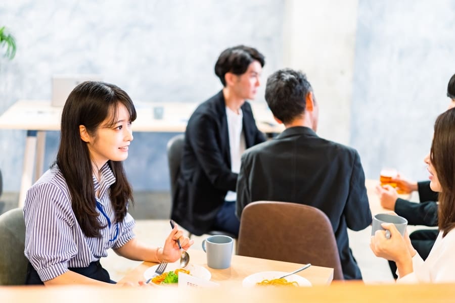 blg_office オフィスでランチ