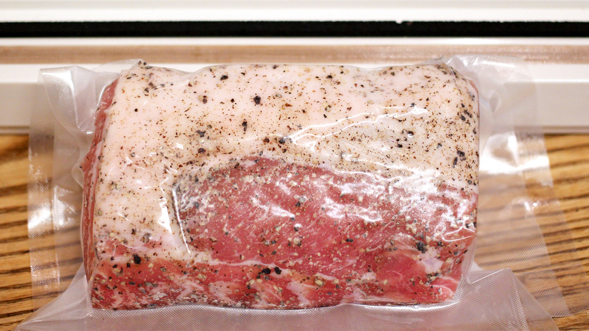 真空パック詰めした肉